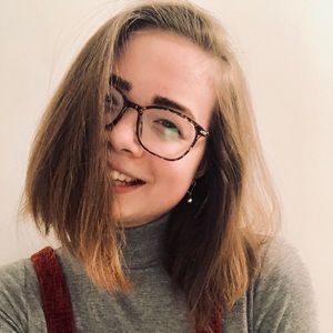 Meet your Posher, Carrie